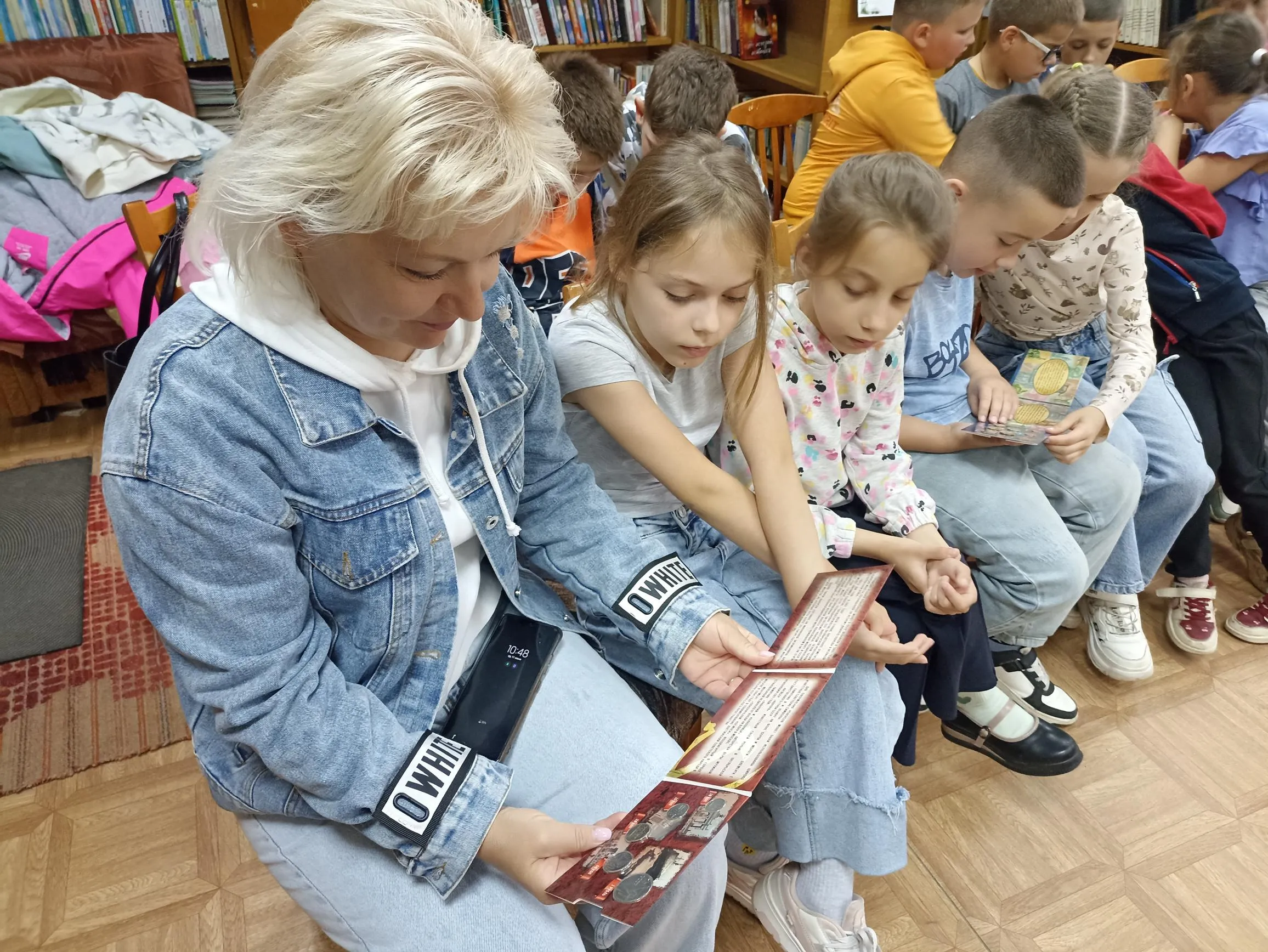 Познавательный час «Монета – символ государства»
