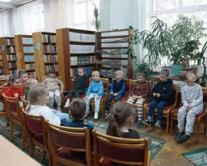 Как лесные жители в библиотеку ходили-1