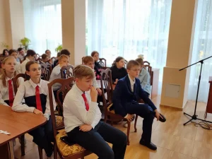 Книжная дуэль в библиотеке Пушкина