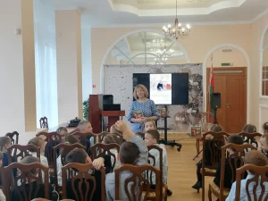 «Раскрашенный мир» Натальи Кухлич-6