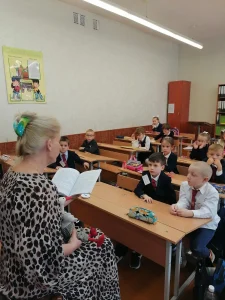 Как первоклассники учатся любить книги-9