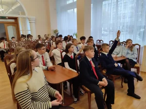 Книжная дуэль в библиотеке Пушкина