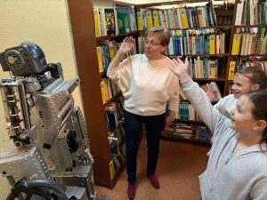 Познавательная экскурсия «Знакомство с библиотекой»-5