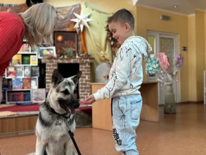 Встреча с поисковой собакой прошла в детской библиотеке-6