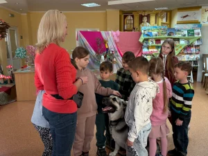 Встреча с поисковой собакой прошла в детской библиотеке-9