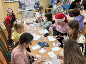 Детская библиотека интересно готовится к Новому году