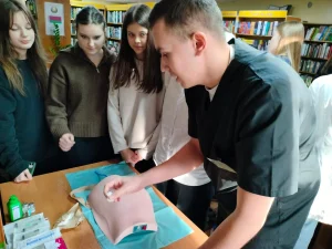 Информационный час «На пороге взрослой жизни»-9