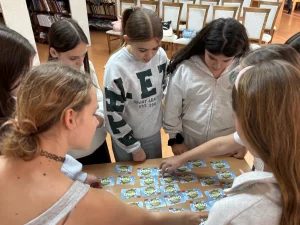 Квест «Когда мы едины, мы непобедимы» в библиотеке