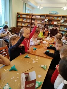 Мастер-класс «Новогодняя ёлочка из ткани»-4