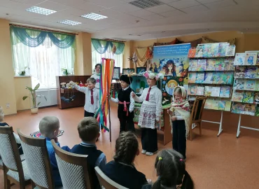 У дзіцячай бібліятэцы прайшлі казачныя чытанні з гуканнем вясны