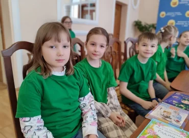 Интеллектуальный телемост «Праздник дружбы под книжным абажуром»