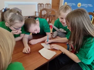 Интеллектуальный телемост «Праздник дружбы под книжным абажуром»-10