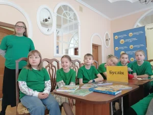 Интеллектуальный телемост «Праздник дружбы под книжным абажуром»-3