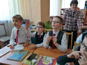 «С книгой весело шагать»-1