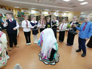 У дзіцячай бібліятэцы прайшлі казачныя чытанні з гуканнем вясны-7