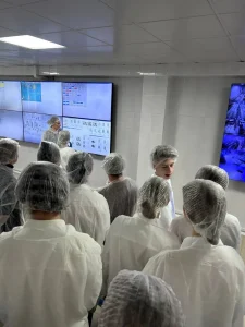 Участники проекта «Кем быть?» посетили ОАО «Савушкин продукт»-4