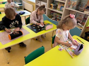 Проект «Дружим с книгой» открывает двери в мир сказок!-4