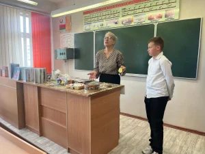 В преддверии Пасхи библиотекари «Пушкинки» посетили учащихся 35 школы-2