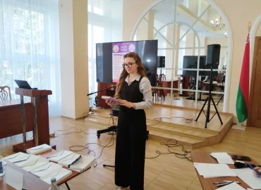 Софья Иванова – чемпионка по чтению вслух конференции «Заграница»