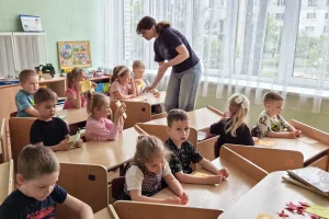 «Книжная полка Победы: от истории к мирным дням»-1