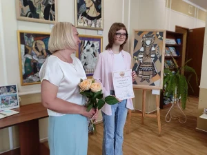 Выставка современного искусства-1