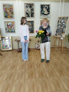 Выставка современного искусства-12