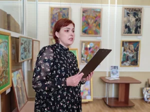 Выставка современного искусства-8