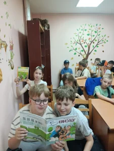 Международный день собак отметили в библиотеке-6