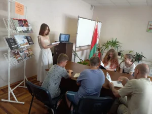 Набат войны нам вновь стучит в сердца-1