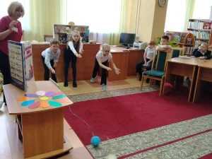 «Нам лето встречу прошептало»: экскурсия в библиотеку-1